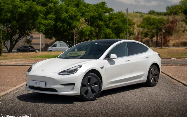 Tesla Model 3 Standard Range Plus RWD