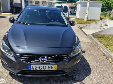 Volvo S60 1.6 D2 Drive Momentum Powershift Start/Stop