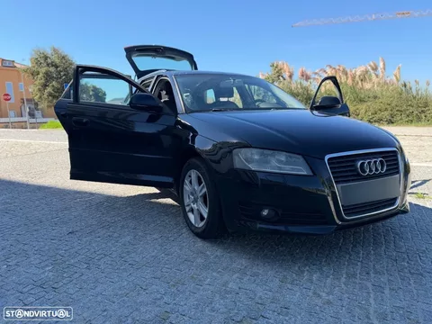 Audi A3 Sportback 1.6 TDI DPF Attraction