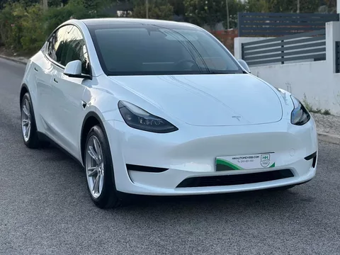 Tesla Model Y Tração Traseira