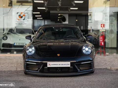 Porsche 911 (992) Carrera 4 GTS PDK