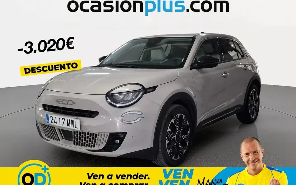 FIAT 600 600 1.2 MHEV La prima DDCT 74kW