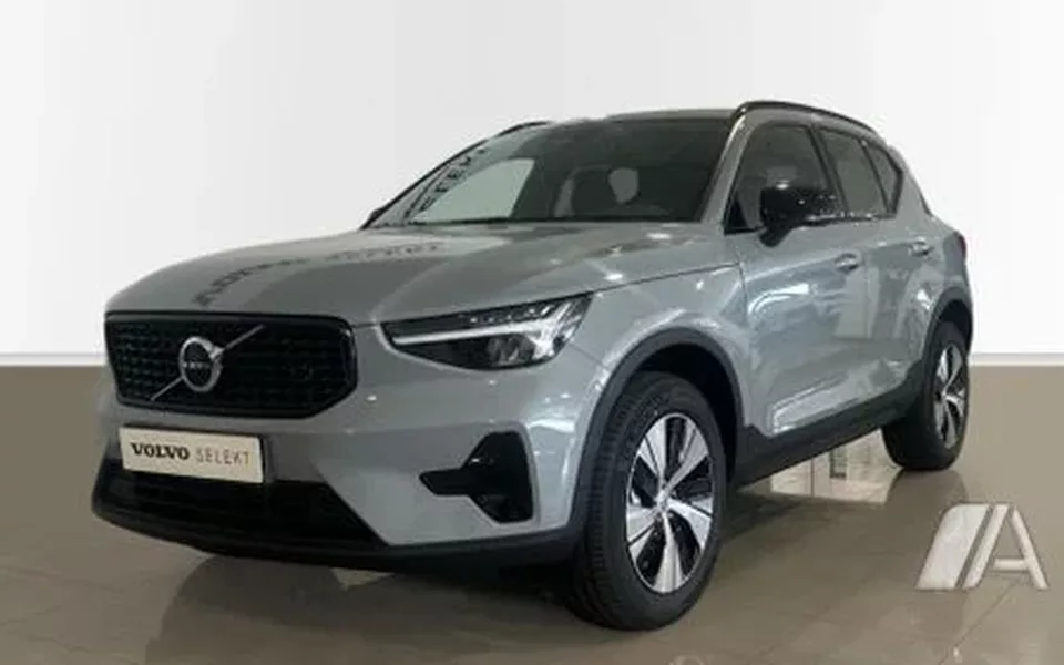 VOLVO XC40 XC40 B3 Plus Aut.