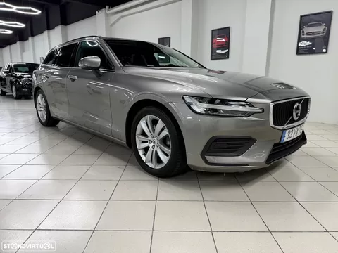 Volvo V60 2.0 D3 Momentum Core Geartronic
