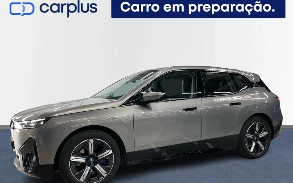 BMW iX xDrive 50