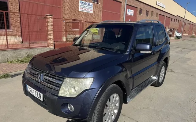 MITSUBISHI Montero Montero 3.2DI-D Kaiteki Aut.