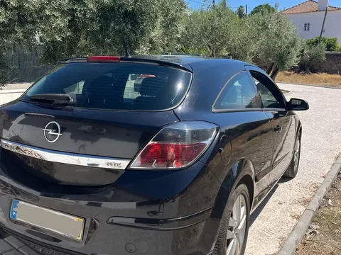 Opel Astra GTC 1.7 CDTI