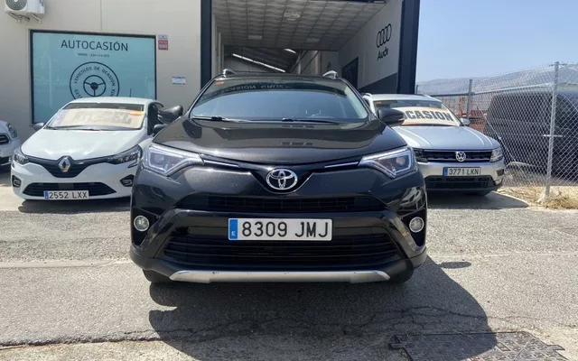 TOYOTA RAV-4 RAV-4 150D Business 2WD