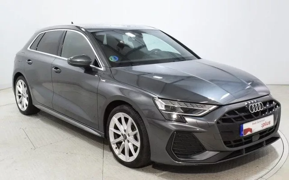 AUDI A3 A3 Sportback TFSI S line S tronic 110kW