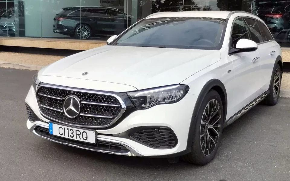 Mercedes-Benz E 300 de 4Matic All-Terrain