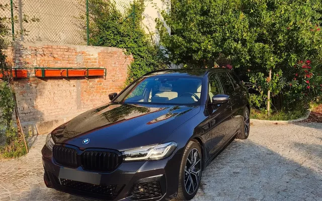 BMW 530 e Pack Desportivo M