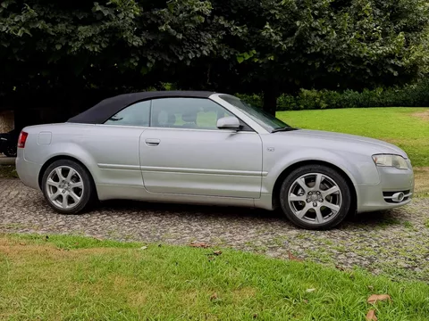 Audi A4 Cabrio 2.0 TDI Exclusive