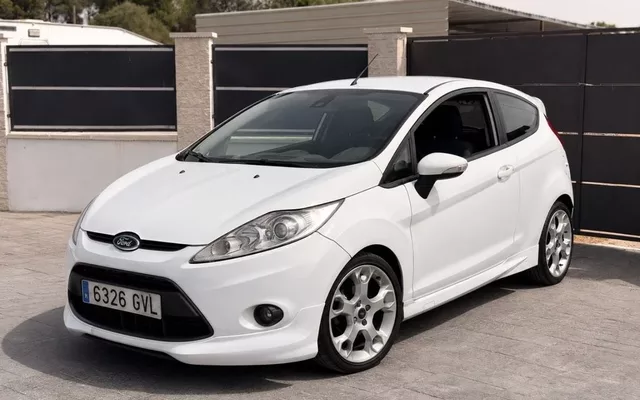 FORD Fiesta Ford 1.6 Sport