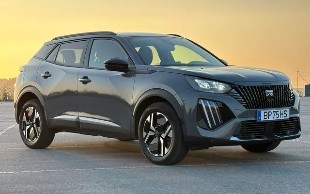 Peugeot 2008 1.2 PureTech Allure Pack