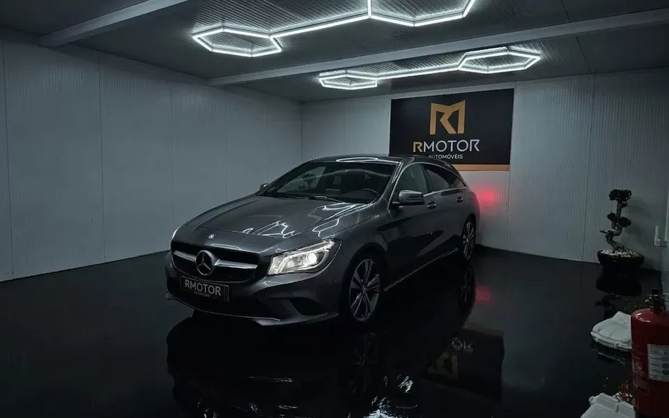 Mercedes-Benz CLA 180 UrbanStyle Edition