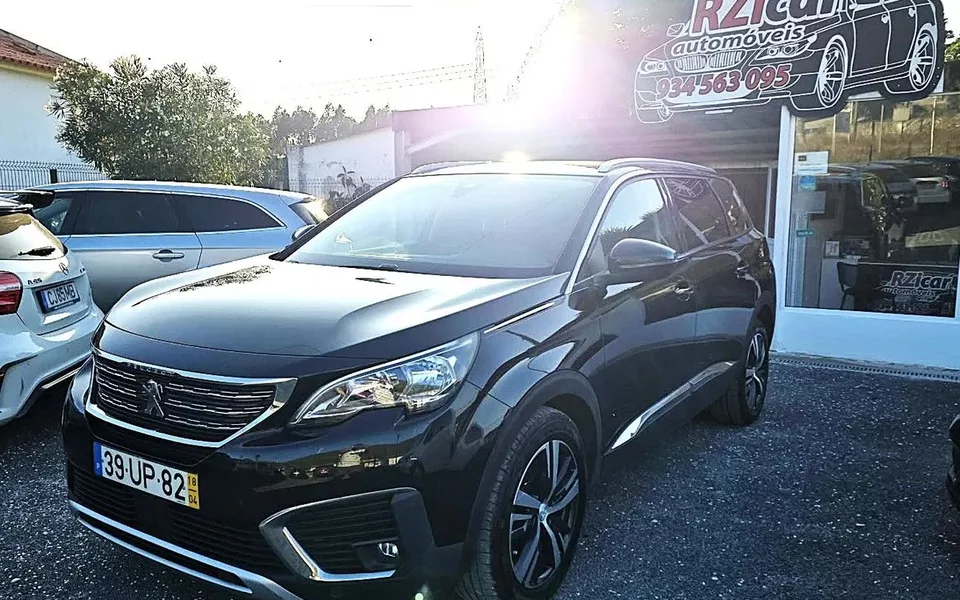 Peugeot 5008 1.5 BlueHDi Allure