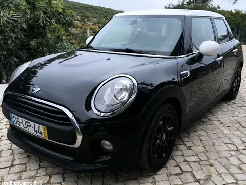MINI 5 Portas