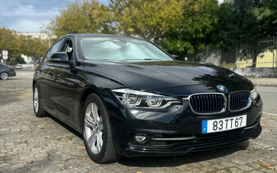 BMW 330