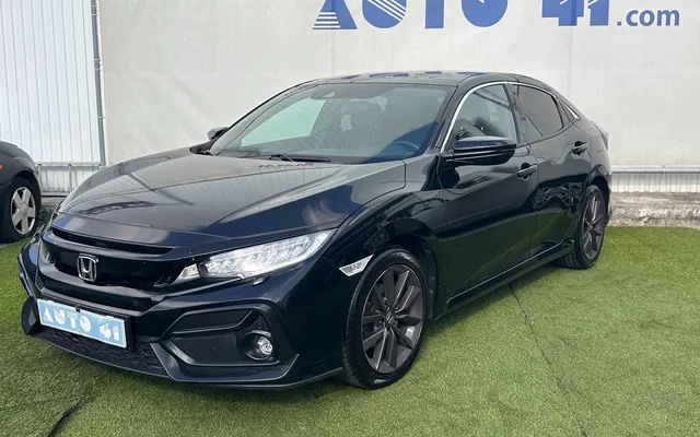 Honda Civic 1.0 i-VTEC Elegance Navi