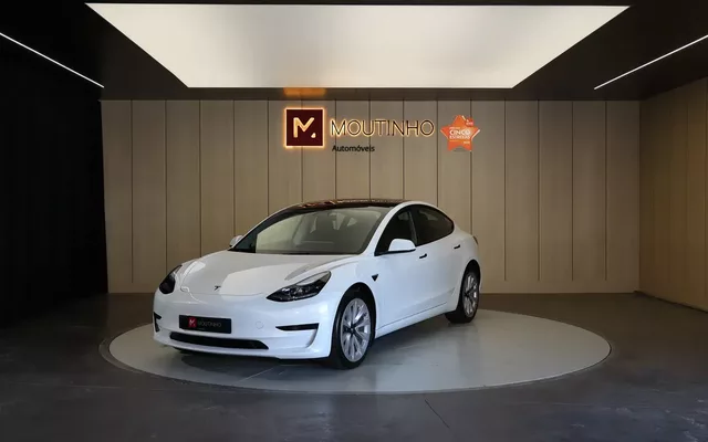 Tesla Model 3 Standard Range Plus RWD