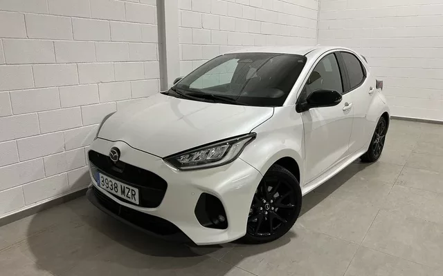 MAZDA Mazda2 Mazda2 Hybrid 1.5 Homura CVT 85kW - 23498€ en Almendralejo