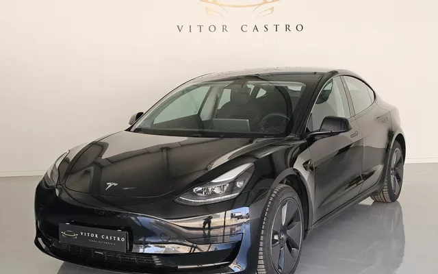 Tesla Model 3 Standard Range Plus RWD