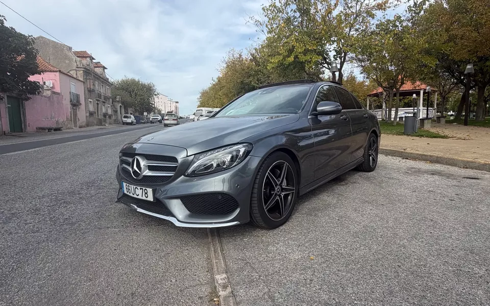 Mercedes-Benz C 220