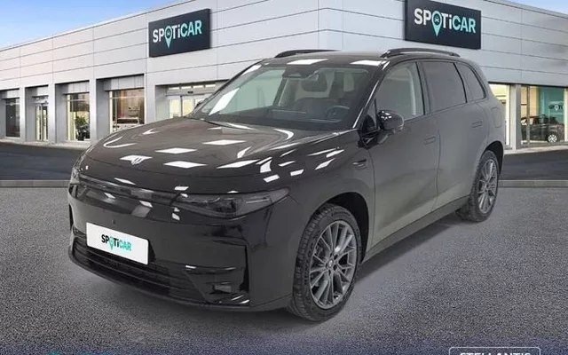 LEAPMOTOR C10 REEV 28.4 kWh Auto Design