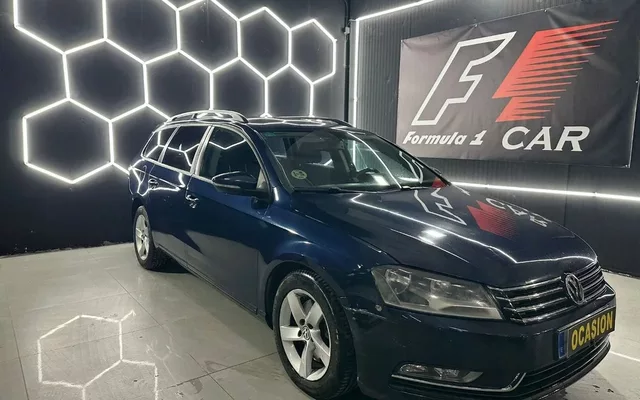 VOLKSWAGEN Passat Variant 1.6 TDI 105 Advance BMotion Tech