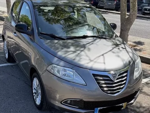 Lancia Ypsilon 1.3 M-jet S&S Platinum