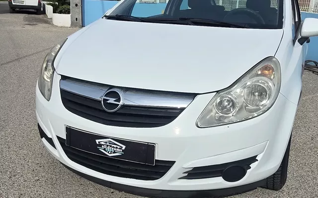Opel Corsa 1.2 16V Easytronic Cosmo