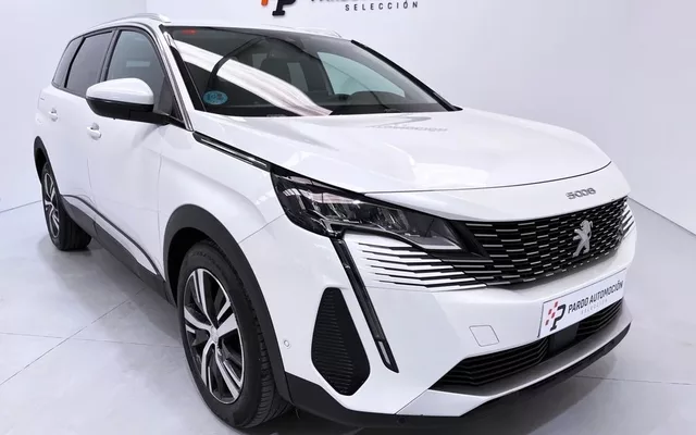 PEUGEOT 5008 1.5 BlueHDi 96kW (130CV) S&S Allure