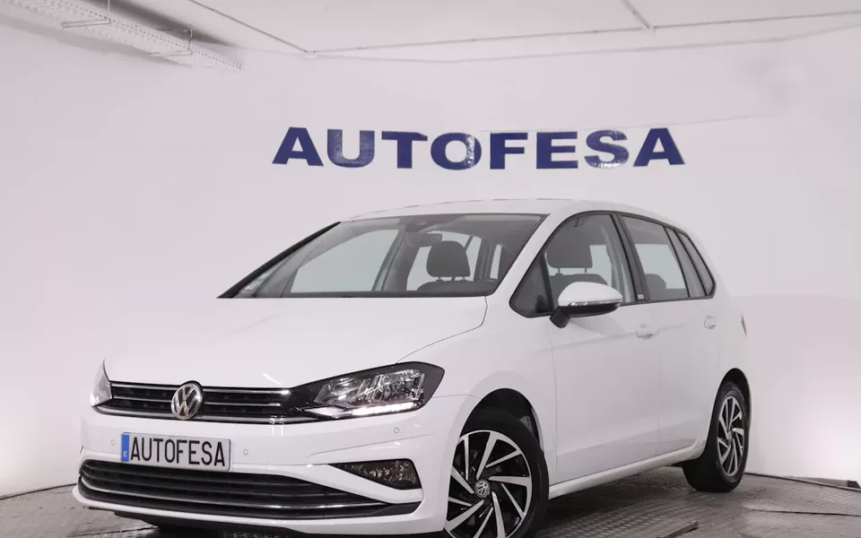 Volkswagen Golf SPORTSVAN 1.6 TDI DSG AUTO 115CV 5P # NAVY, PARKTRONIC