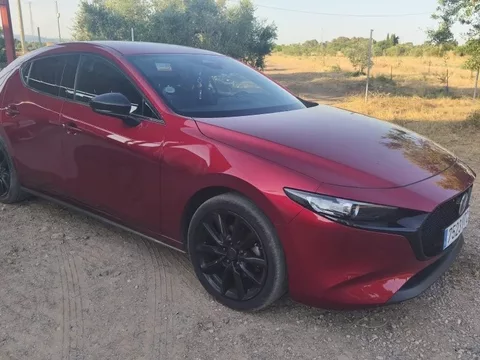 MAZDA Mazda3 Mazda3 2.5 e-Skyactiv-G Homura Aut. 103kW