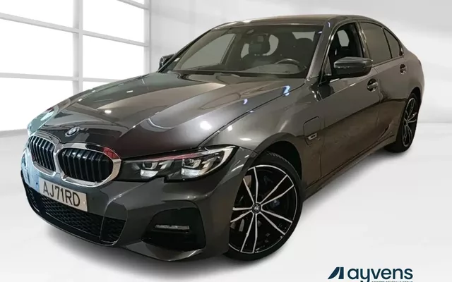 BMW 330 e Pack M Auto