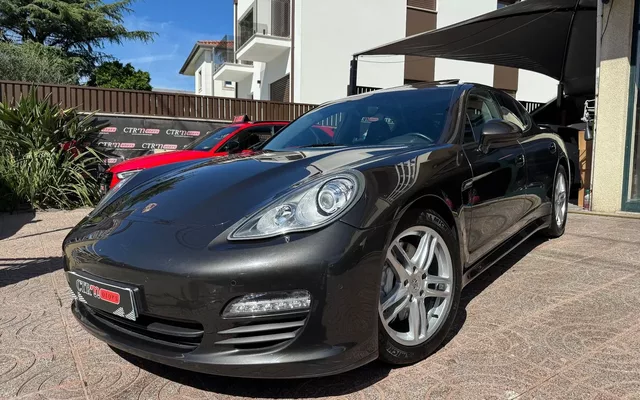 Porsche Panamera Platinum Edition