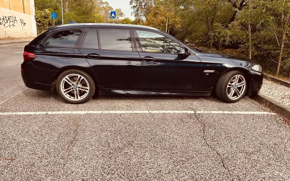 BMW 525