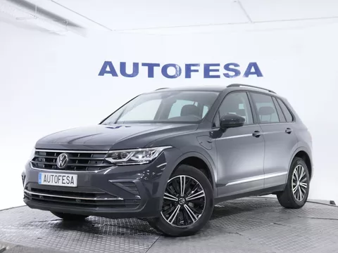 Volkswagen Tiguan 1.4 TSI E-HYBRID LIFE AUTO 245CV 5P #IVA DEDUCIBLE, NAVY, PARKTRONIC