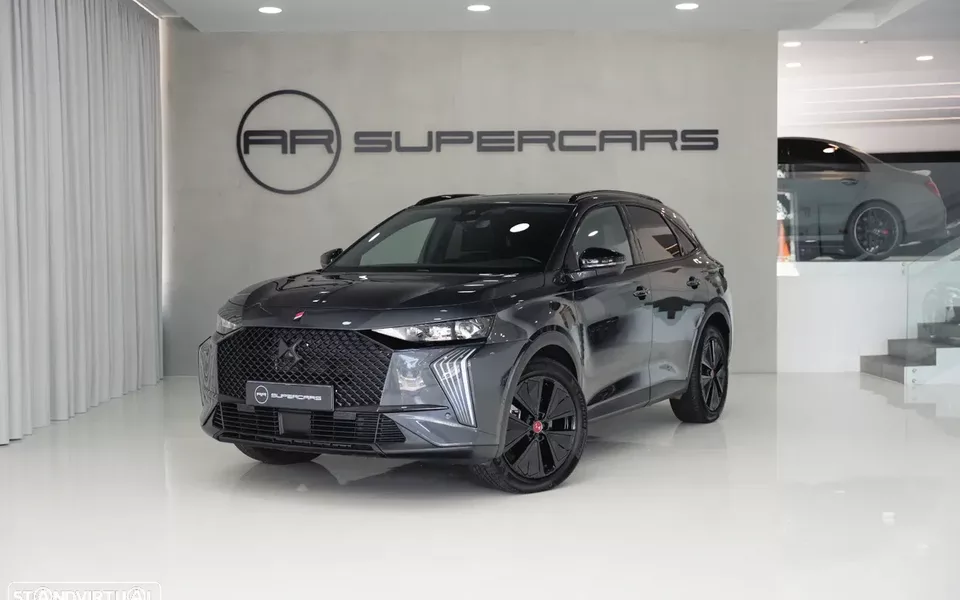 DS DS7 225 Performance Line +