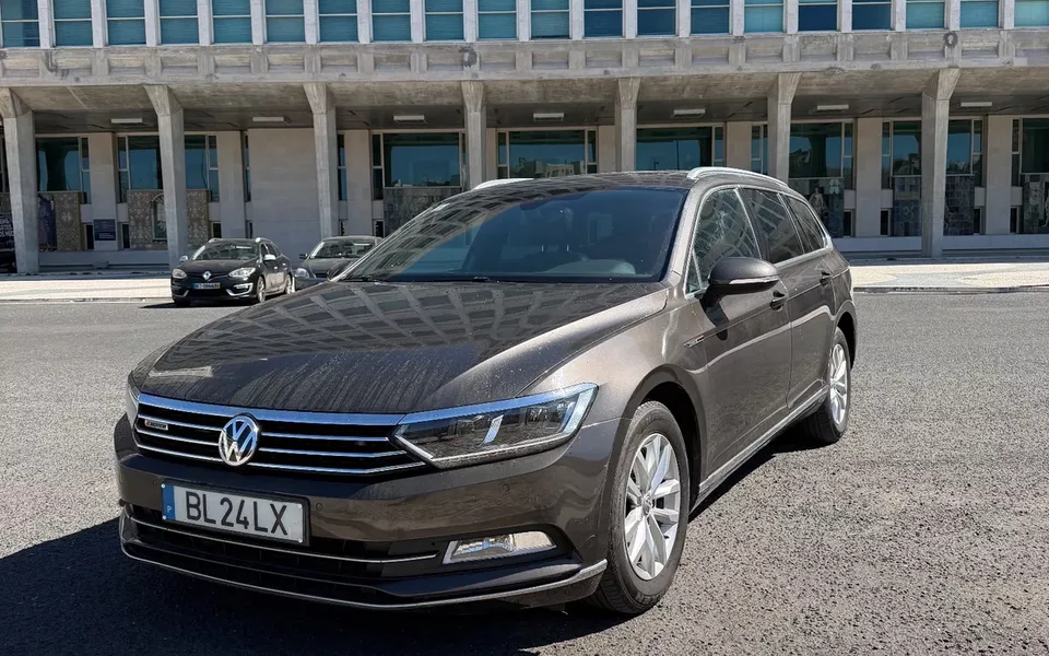 VW Passat Variant
