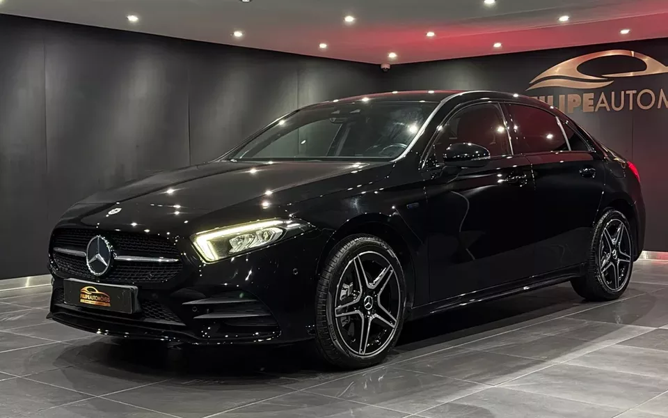 Mercedes-Benz A 250 Limousine e 8G-DCT AMG Line