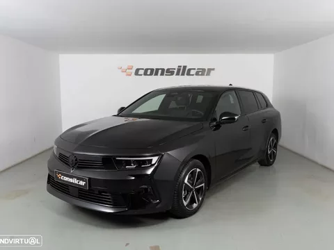 Opel Astra Sports Tourer 1.2 T GS Line