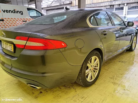 Jaguar XF 2.2 D Luxury