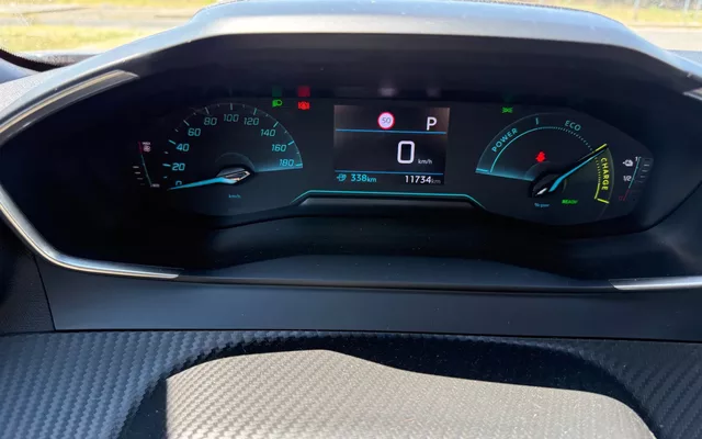 Peugeot e-2008