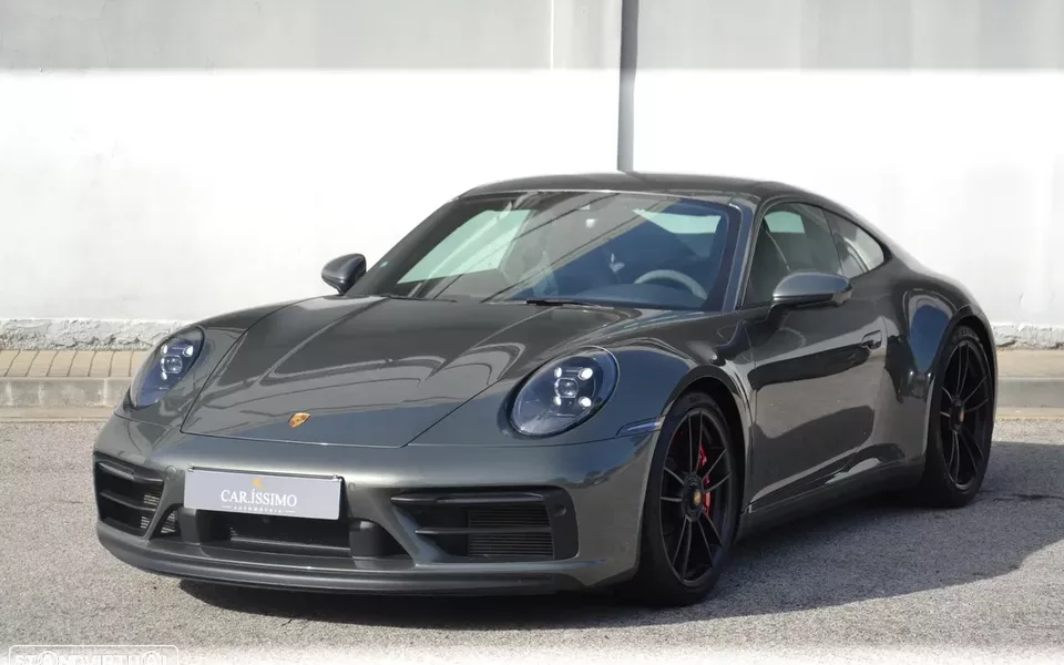 Porsche 911 (992) Carrera 4 GTS PDK