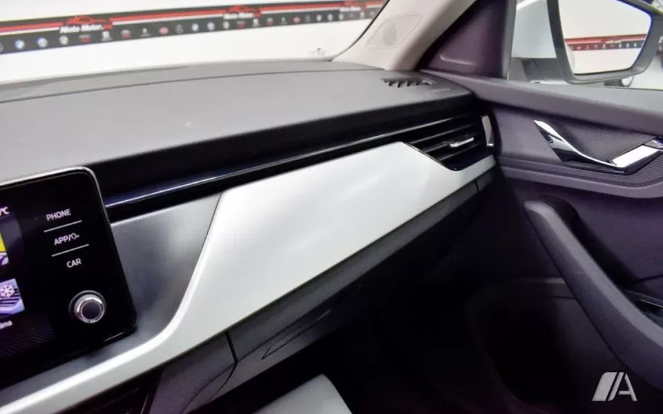 SKODA Kamiq Kamiq 1.0 TSI Ambition 70kW