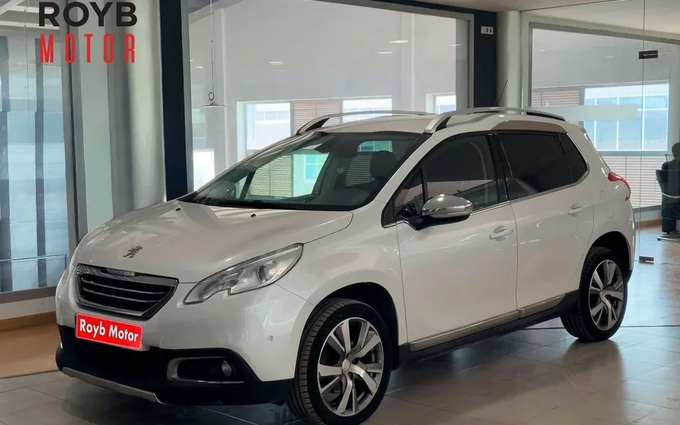 PEUGEOT 2008 2008 1.6 e-HDI Allure 115