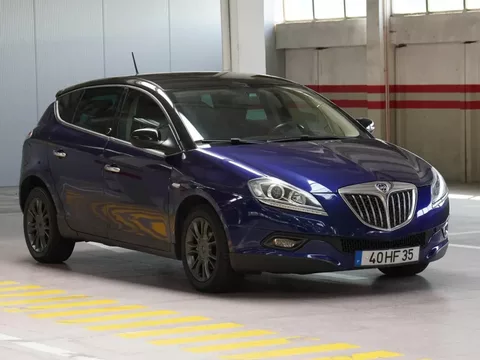 Lancia Delta 1.6 M-Jet Argento
