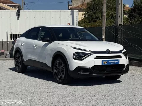 Citroën C4 1.2 PureTech Shine EAT8