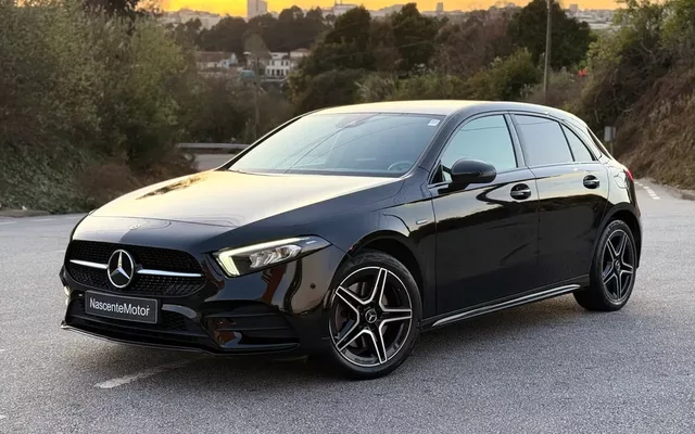 Mercedes-Benz A 250 e AMG Line